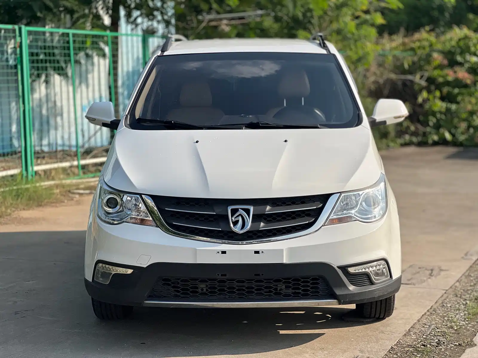 Фото 2 - Baojun 730