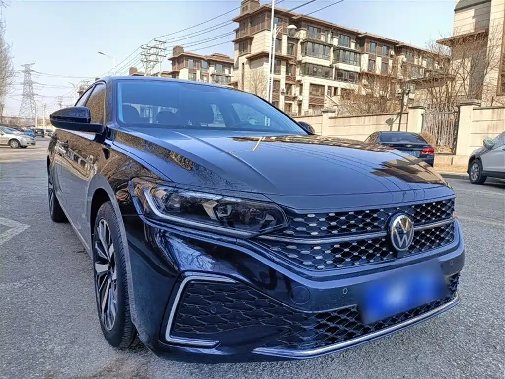 Volkswagen Passat 2022 330TSI Starlight Elite Edition фото 7