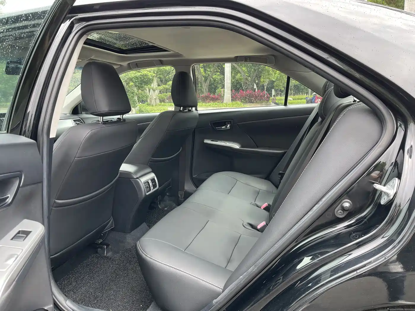 Toyota Camry 2012 Junrui 2.0S Dynamic Edition фото 6