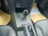 Фото 14 - Geely Vision