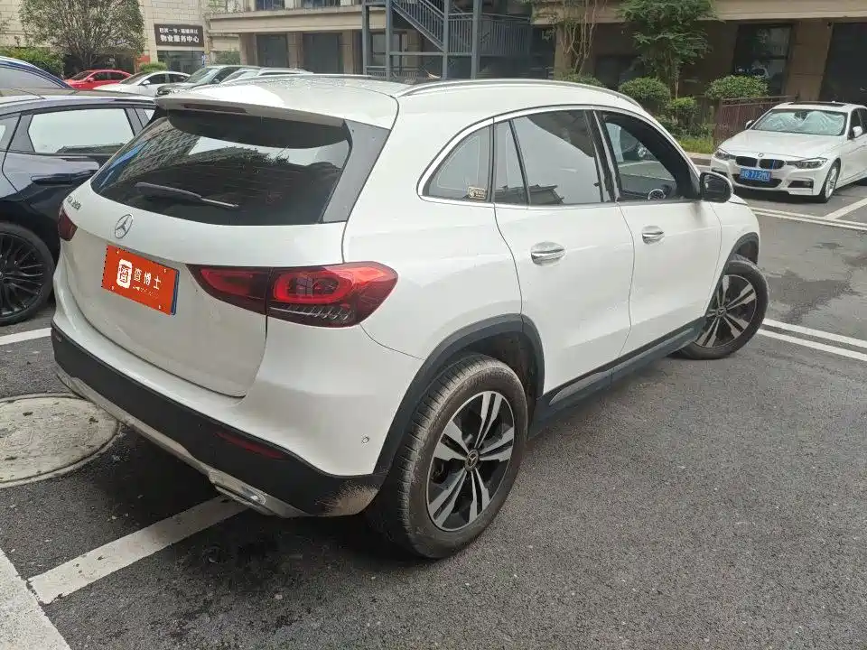Mercedes-Benz GLA 2023 2023 GLA 220