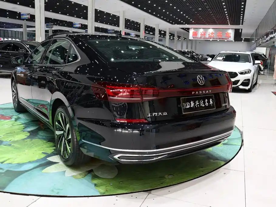 Volkswagen Passat 2026 2026 Outstanding Edition 380TSI Dragon Soaring Version