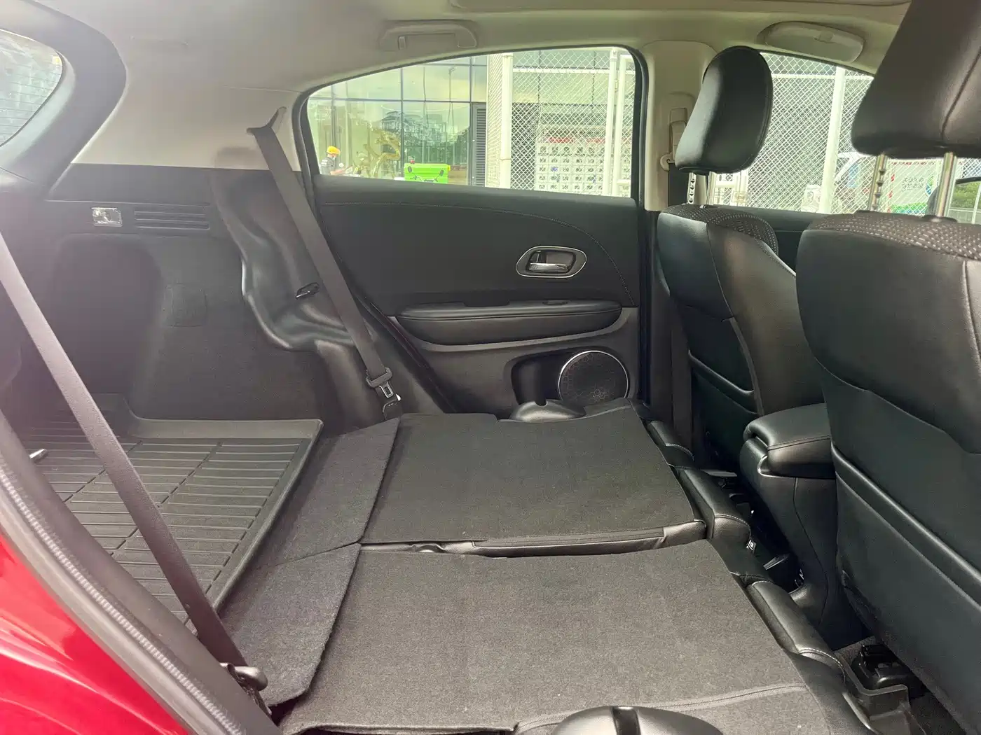 Honda Vezel 2015 2015 1.8L CVT FWD Luxury