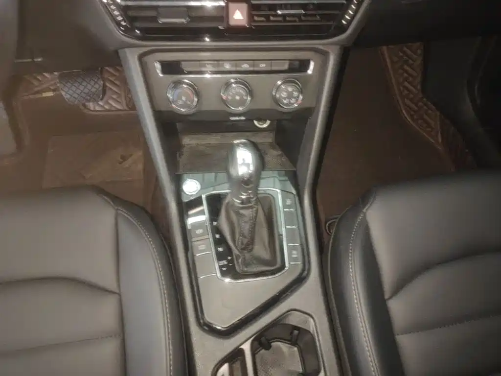 Volkswagen Tharu 2021 Model 280TSI 2WD Comfort Edition фото 13