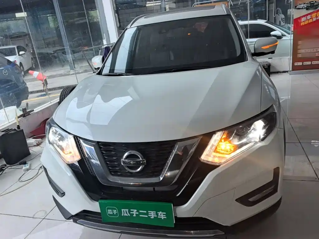 Nissan X-Trail 2025 2023 Classic 2.0L 2WD Smart Premium Edition
