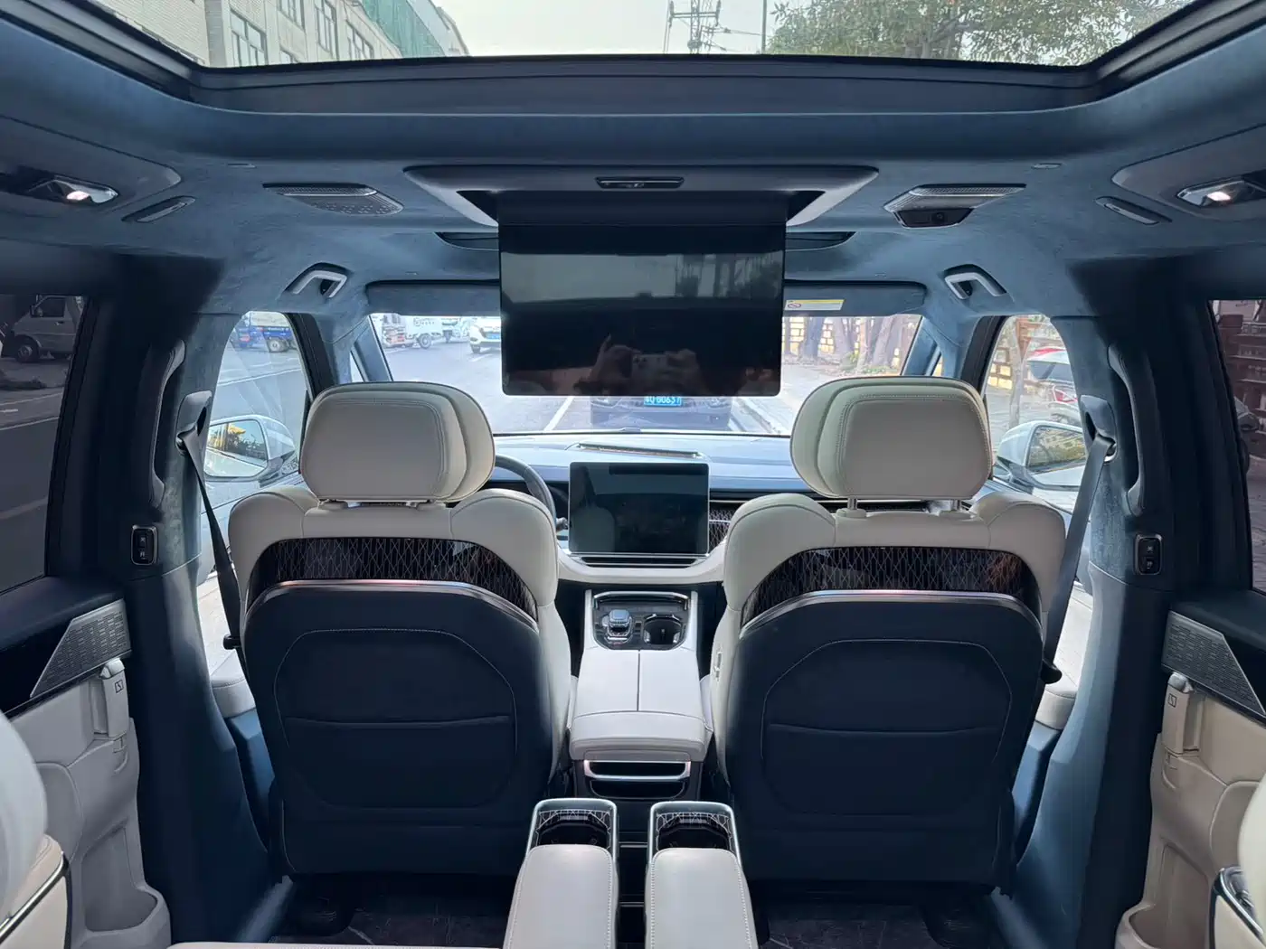 ZEEKR EXTREME KRYPTON 009