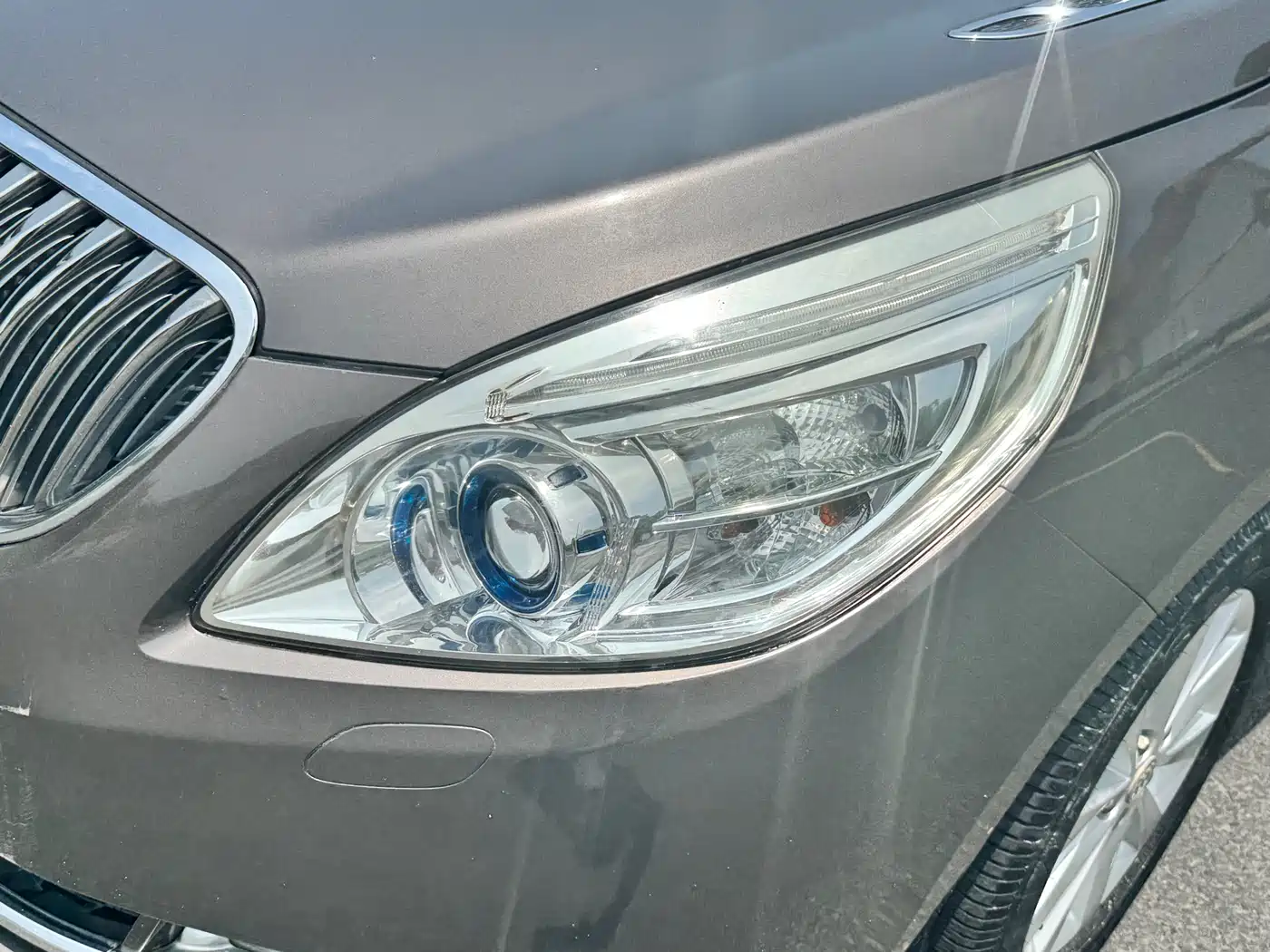 Buick GL8 2014 2.4L LT Luxury Business Executive фото 4