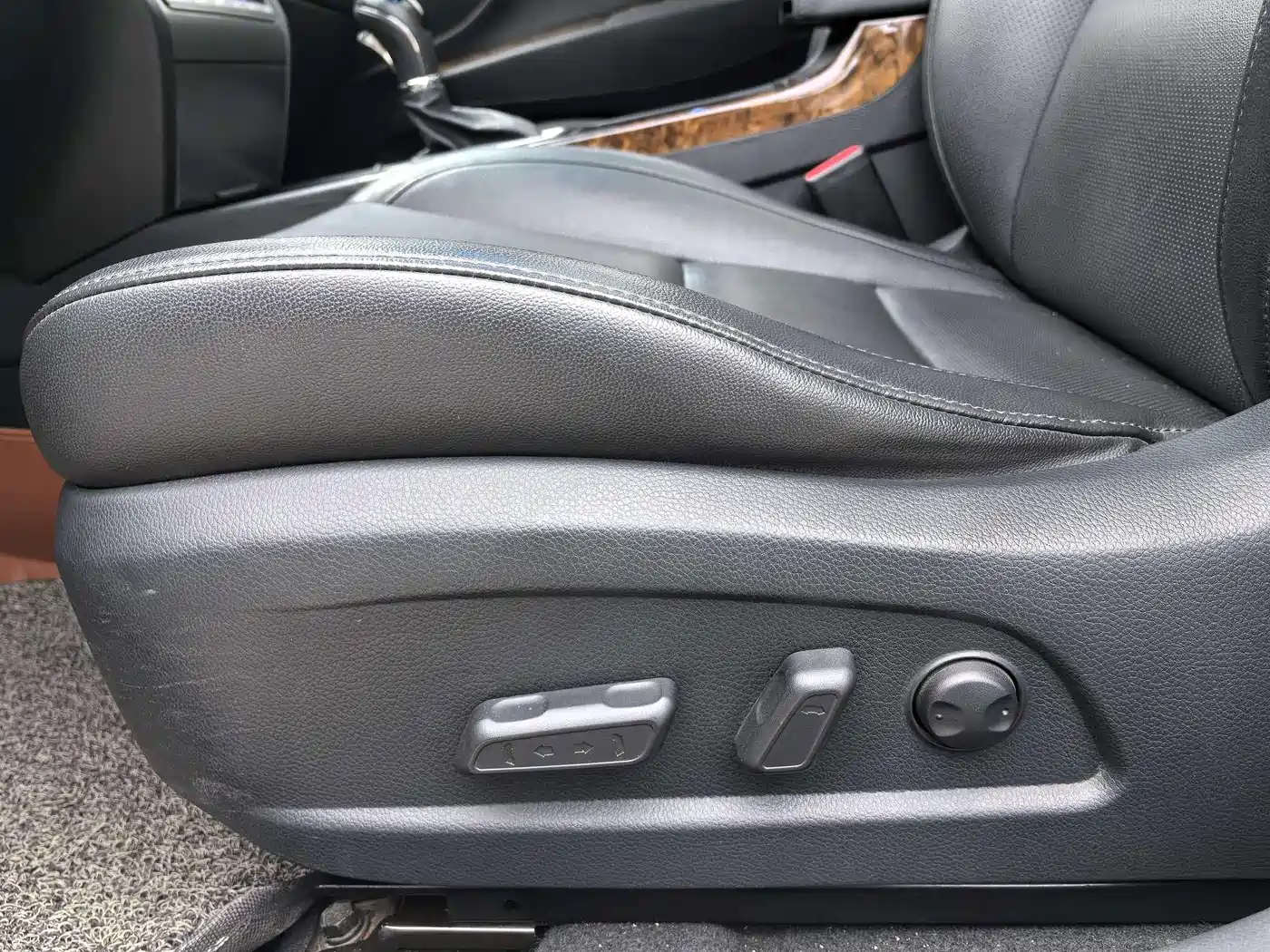 Hyundai Mistra 2014 1.8L Auto Premium DLX фото 13