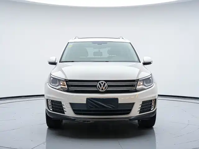Volkswagen Tiguan 2015 1.8TSI Automatic 2WD Highline — фото 2