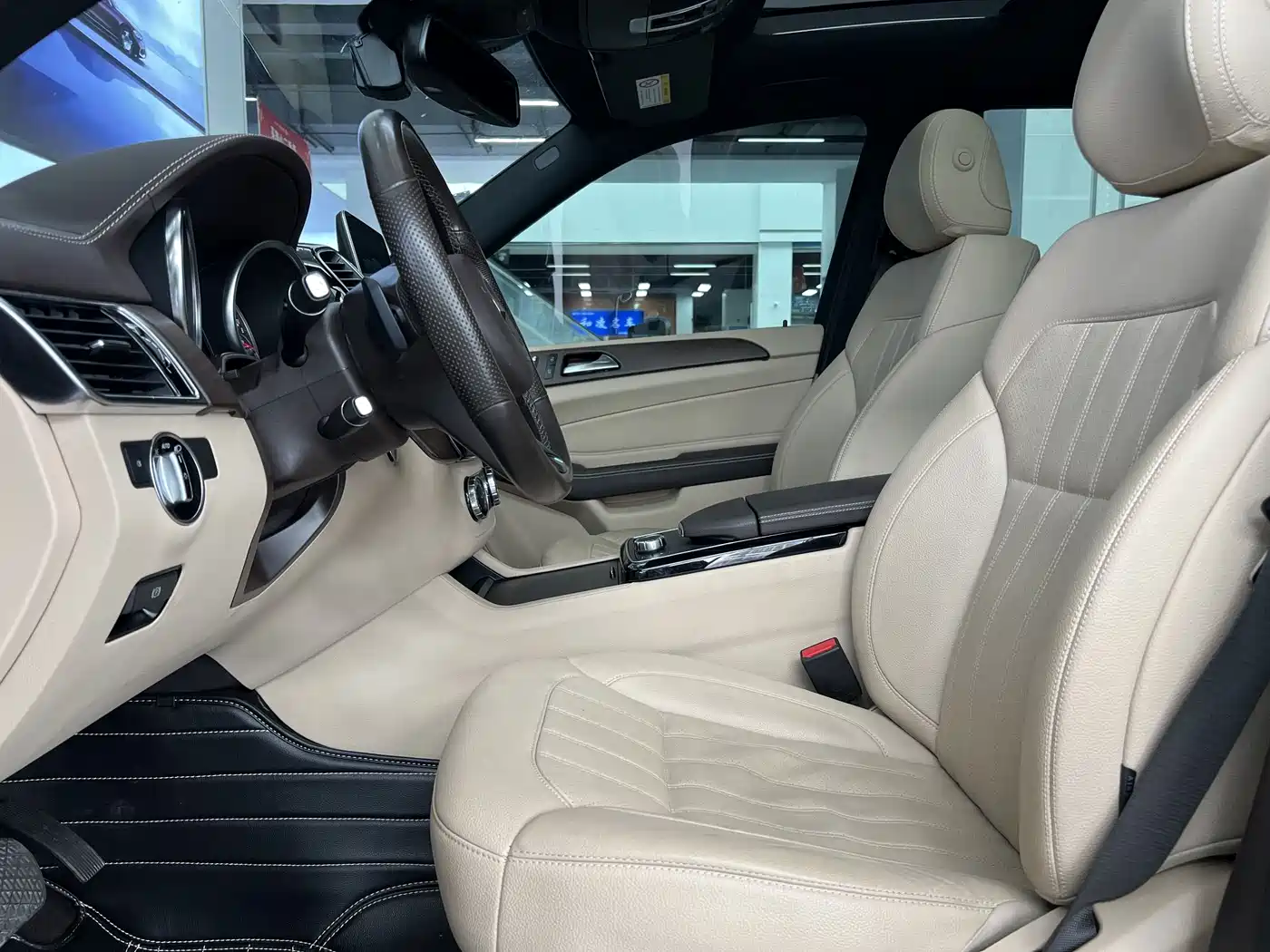Mercedes-Benz GLE 2017 GLE 320 4MATIC Dynamic фото 11