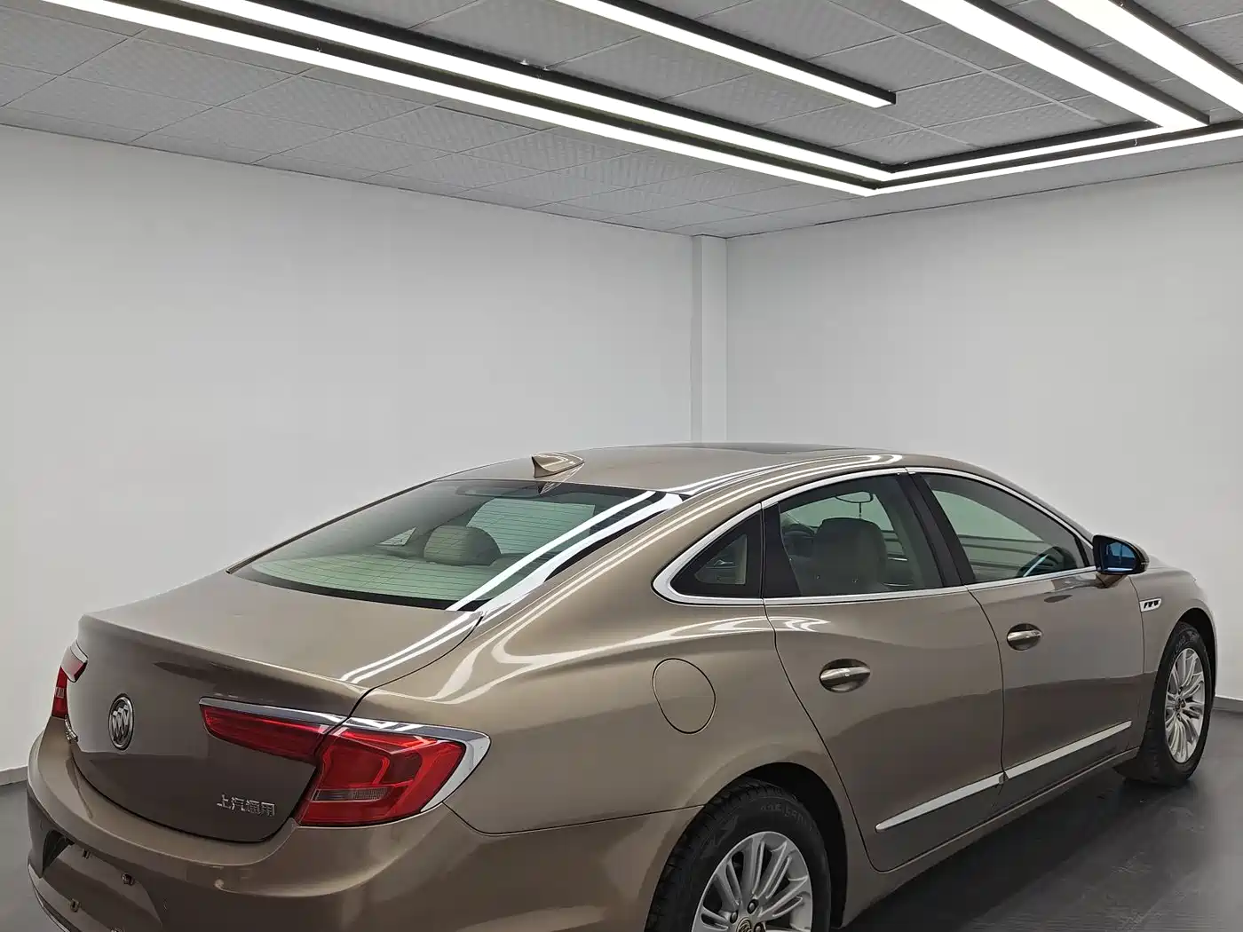 Buick LaCrosse 2016 Facelift 20T Leading фото 6