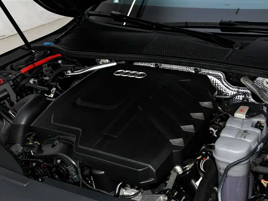 Audi A7L 2025 2024 45 TFSI quattro Black Warrior Edition