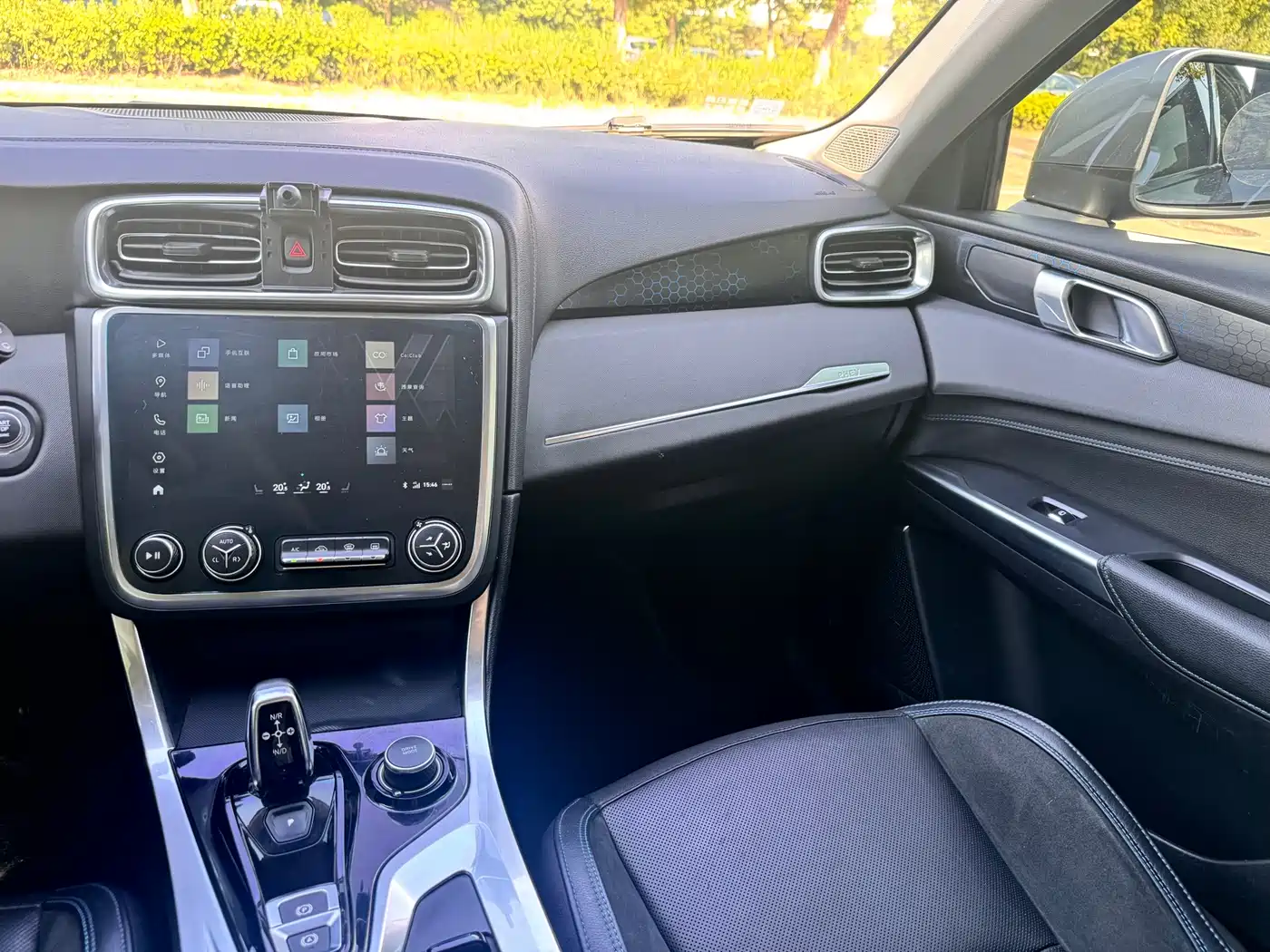 Lynk & Co 01 EM-P 2018 2018 1.5T PHEV Jin Pro China V