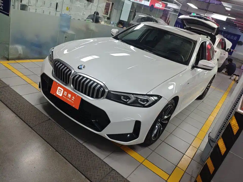 Фото 1 - BMW 3 Series