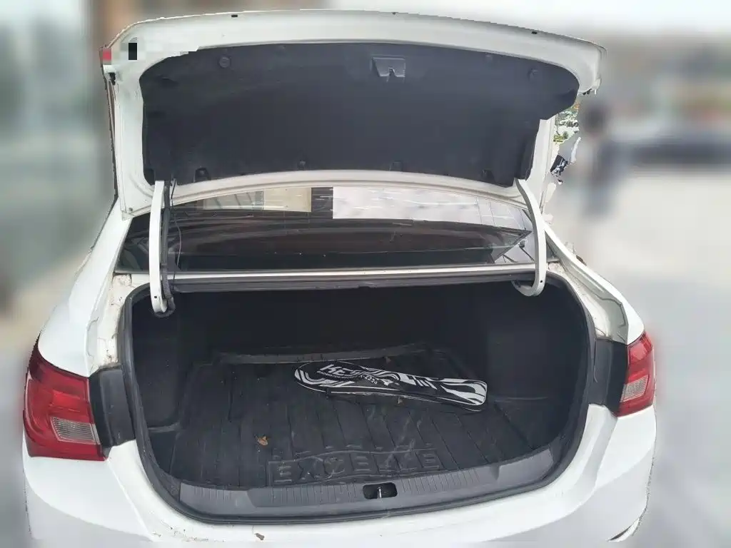 Фото 15 - Buick Excelle