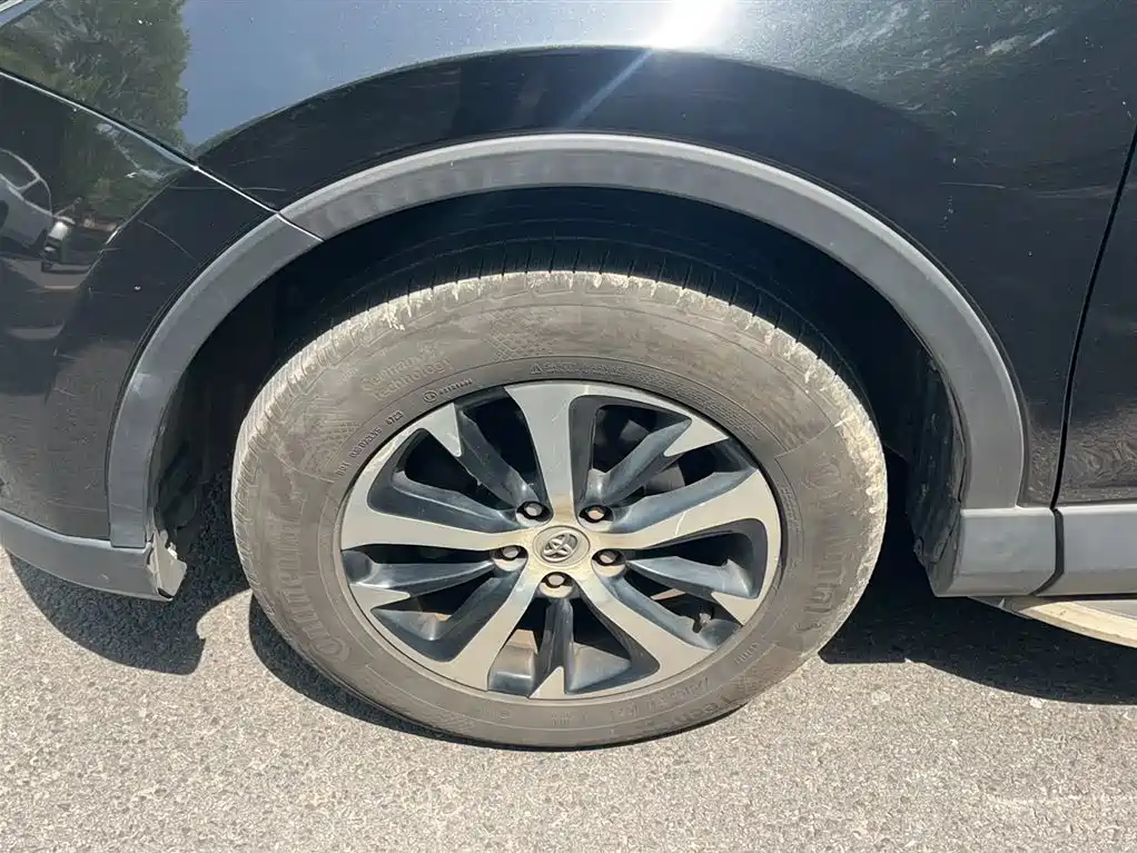 Toyota RAV4 Rongfang 2016 2.0L CVT 2WD Trend (China V) фото 23