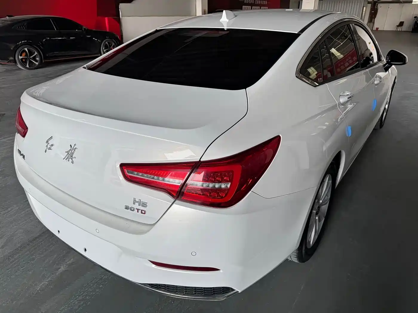 Hongqi H5 2019 30TD Style Edition фото 4