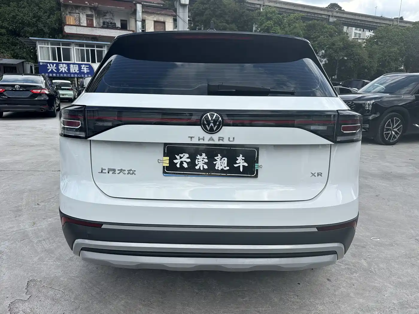 Фото 5 - Volkswagen Tharu