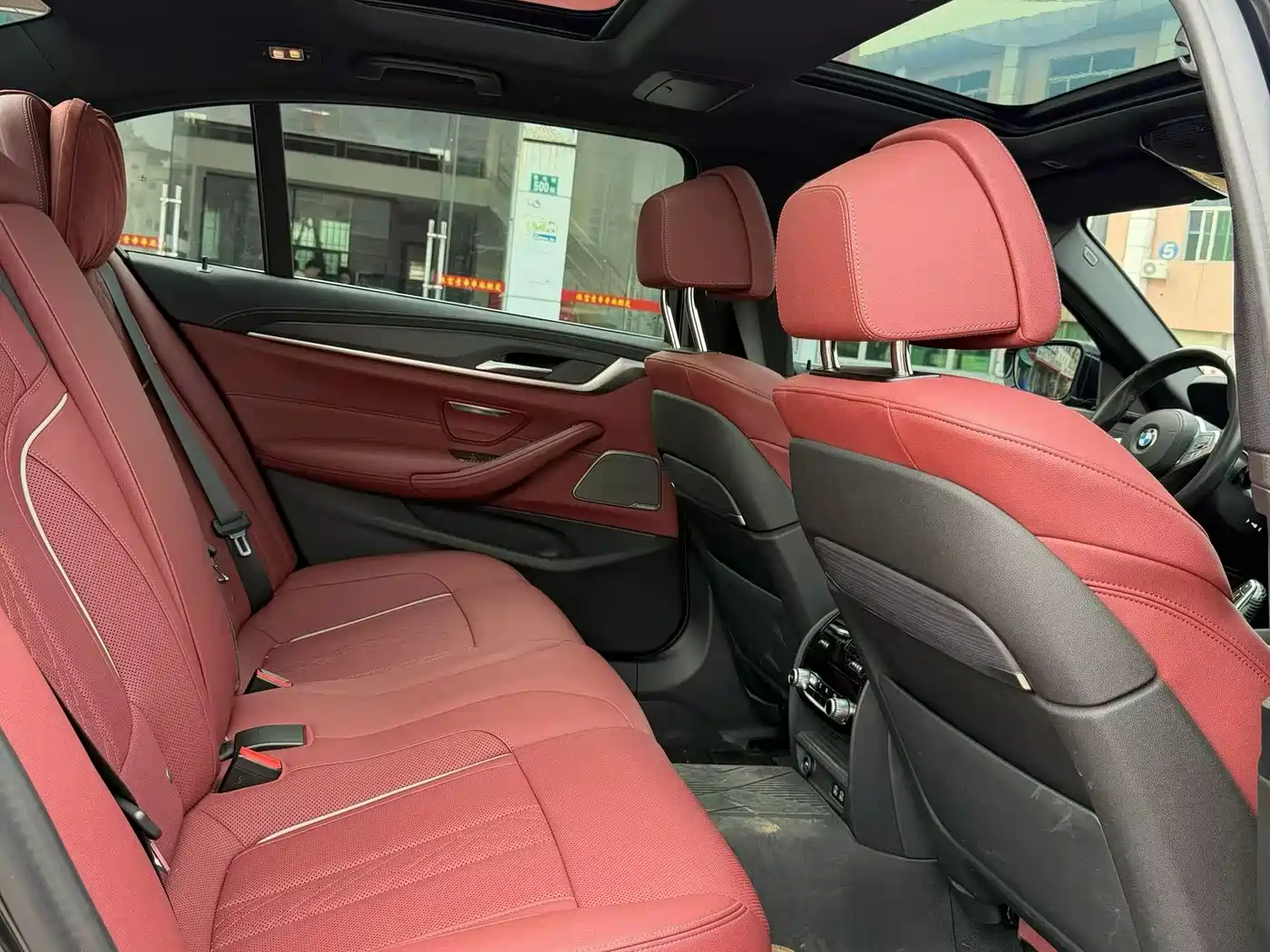 BMW 5 Series 2023 530Li Premium M Sport Package фото 4
