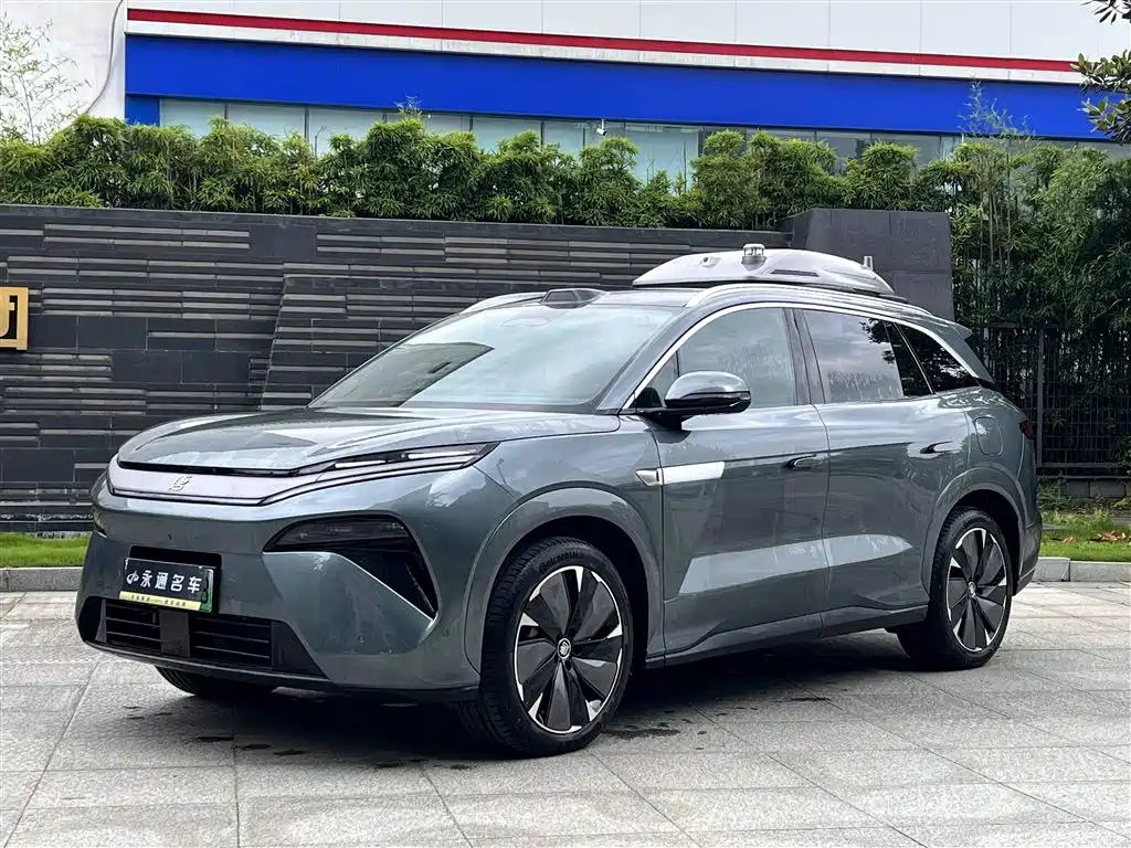 BYD Tang L 2025 DM 175KM Drone Player Edition