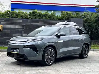 BYD Tang L