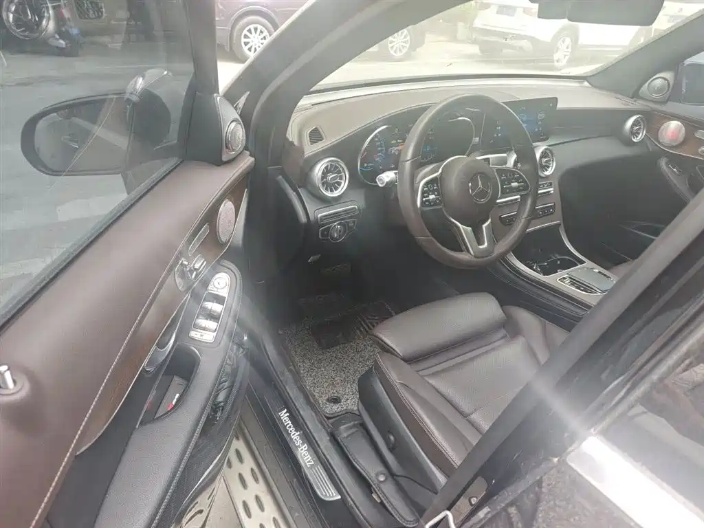 Mercedes-Benz GLC 2020 Facelift GLC 300 L 4MATIC Dynamic фото 14