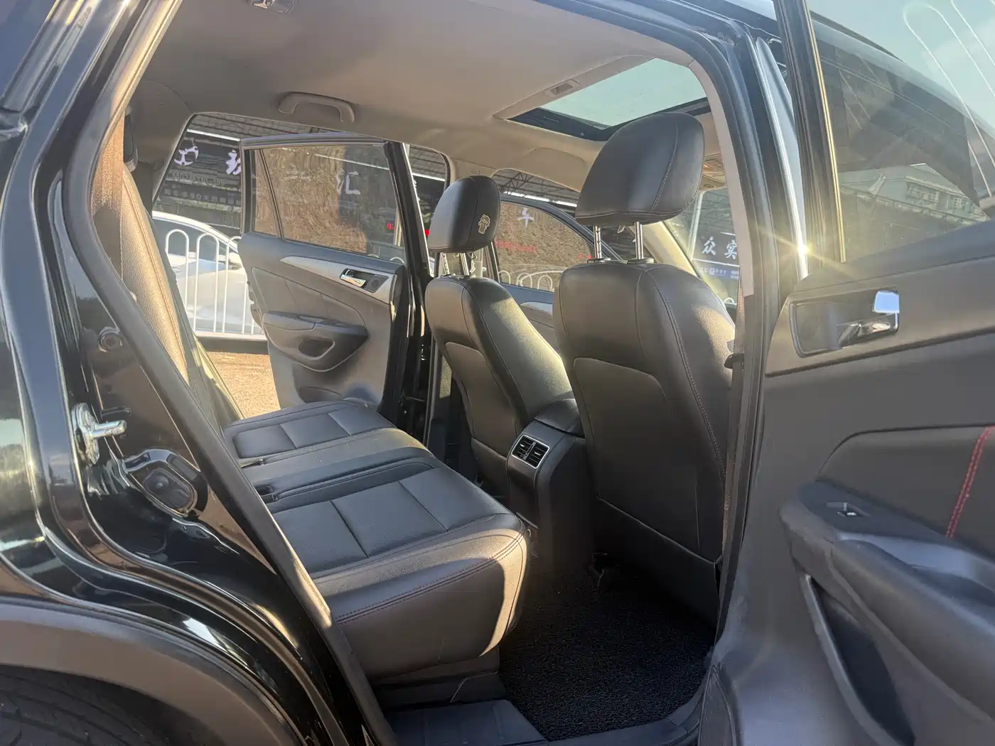 CHANGAN CS75