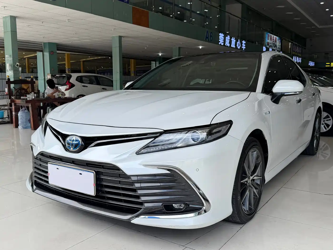 Toyota Camry 2021 Hybrid 2.5HG Luxury Edition