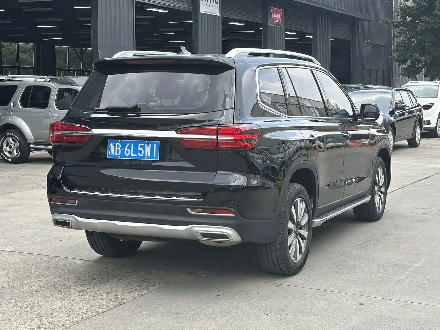 Roewe RX8 2018 2018 30T Smart Internet AWD Flagship Edition