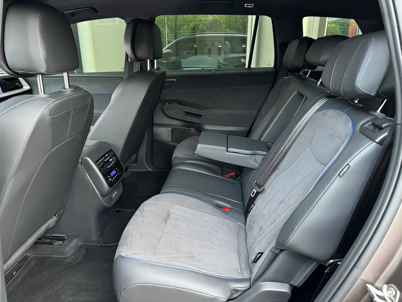 Volkswagen Teramont 2025 Teramont Pro 450TSI 4WD Summit Edition фото 20