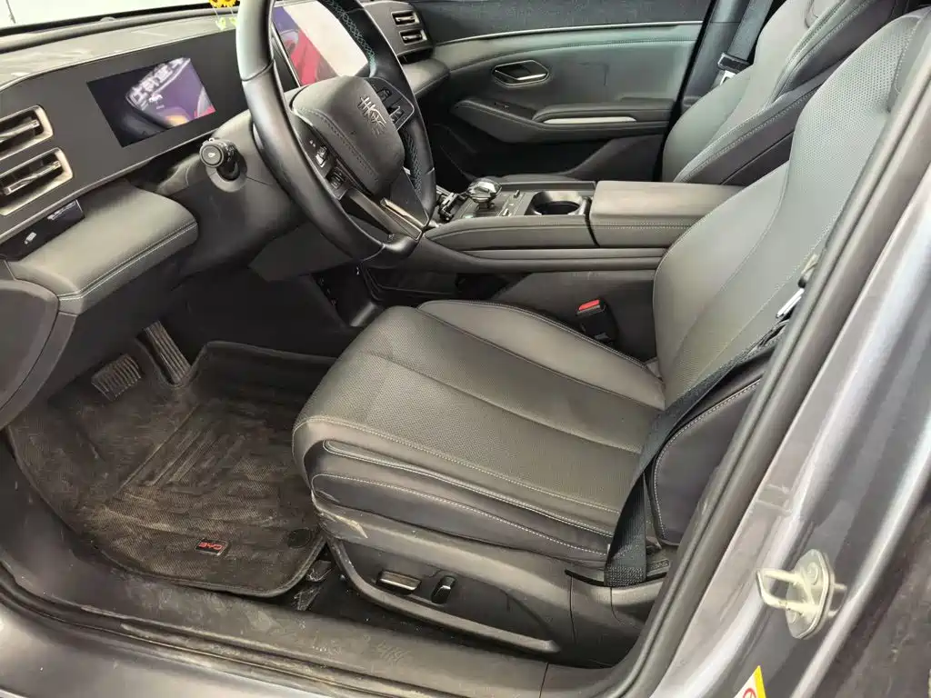 BYD Qin L 2024 2024 DM-i 120KM Leading