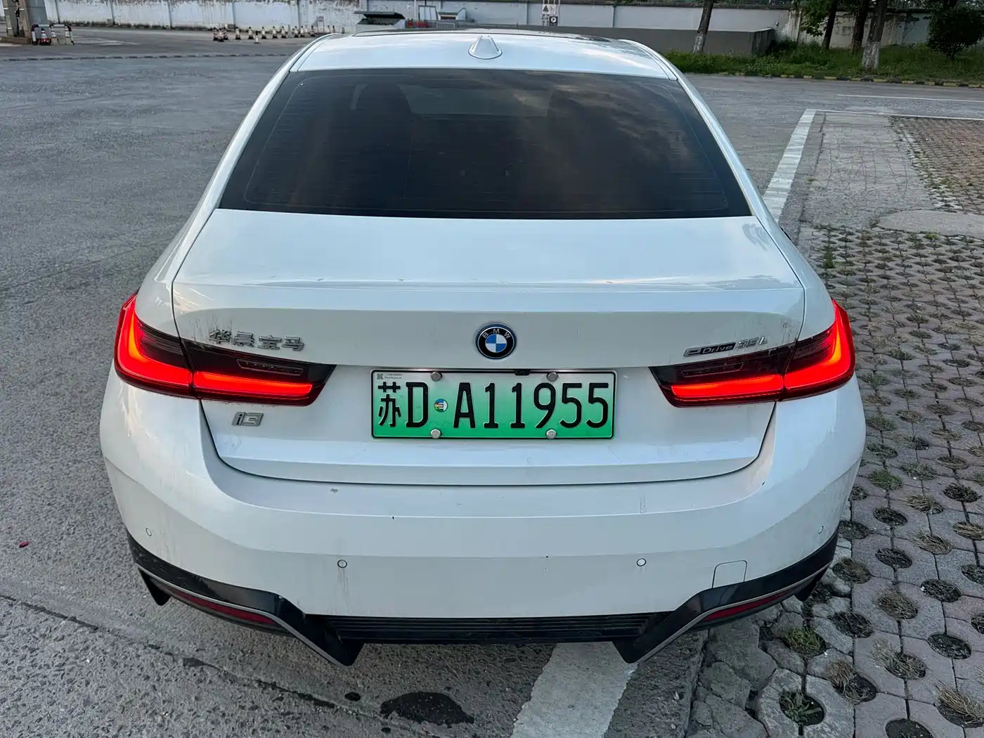 BMW i3 2022 eDrive 35 L фото 7