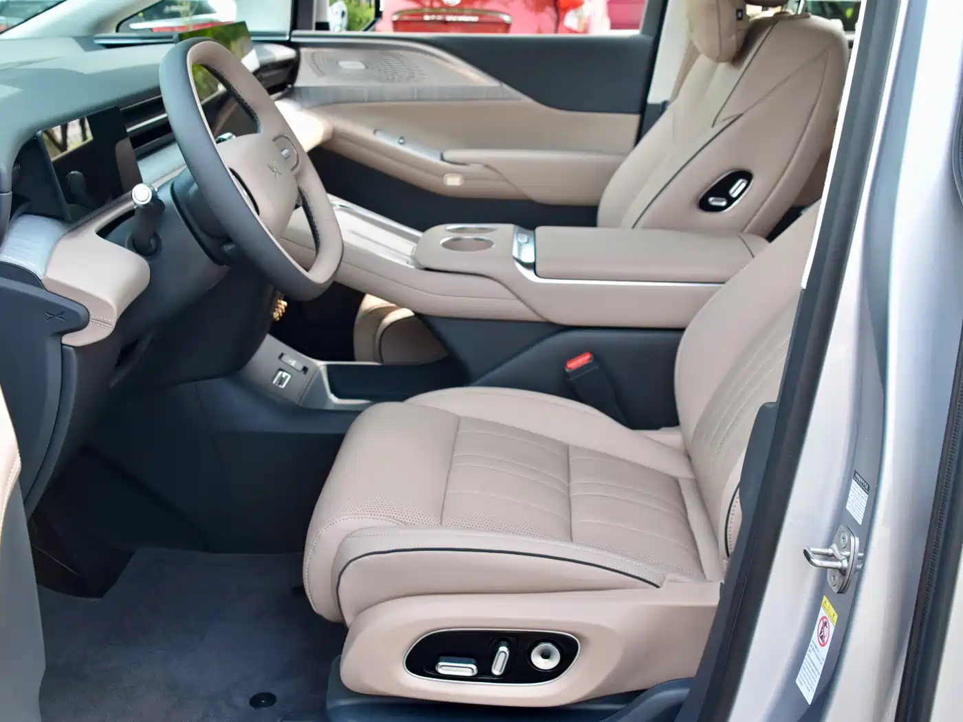 XPeng X9 2025 2025 Extended Range Edition