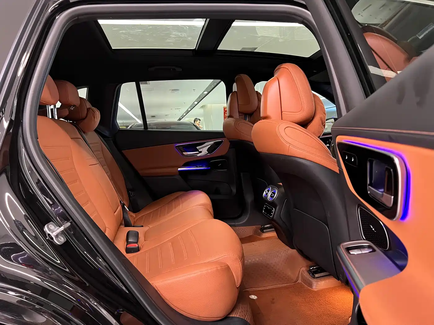 Mercedes-Benz GLC 2024 GLC 300 L 4MATIC Dynamic 5-seater фото 15