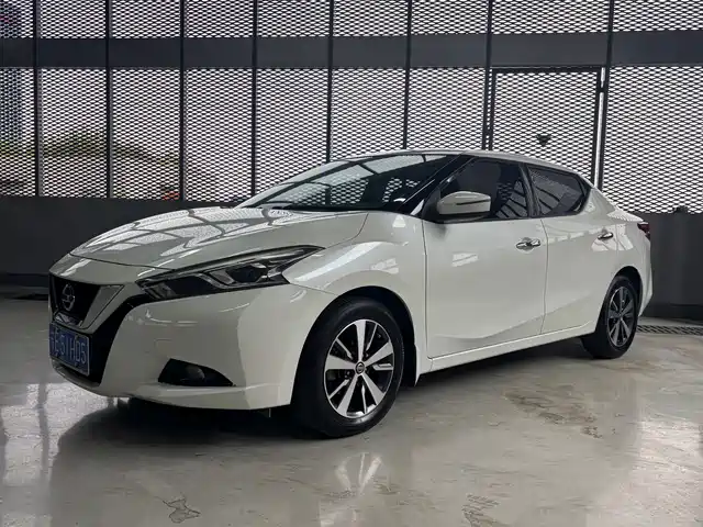  Nissan Bluebird 2016 1.6L CVT Cool Edition