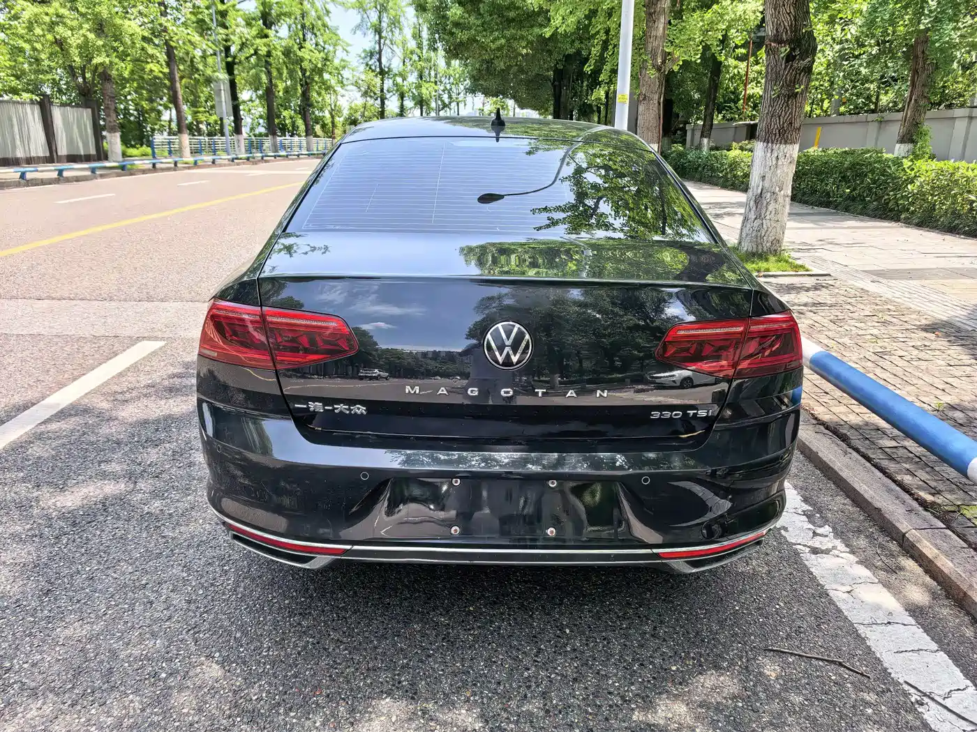Volkswagen Magotan 2020 280TSI DSG Leading фото 8