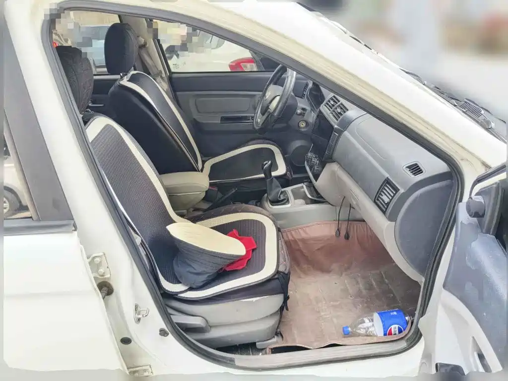 BAIC Weiwang M20 2015 2014 1.5L Utility BJ415A