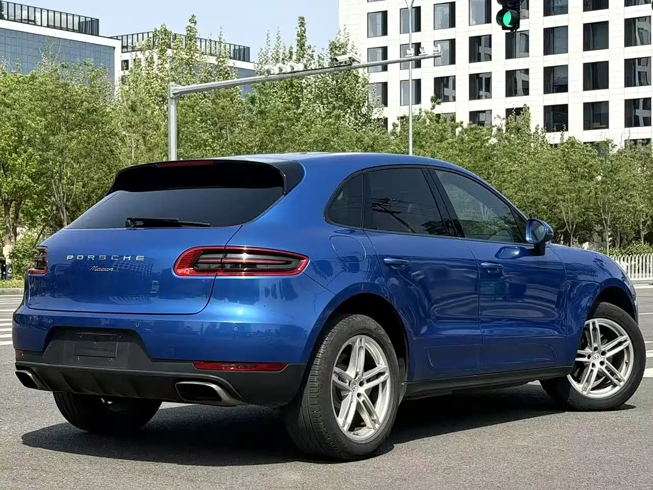 Porsche Macan 2016 Macan 2.0T фото 3