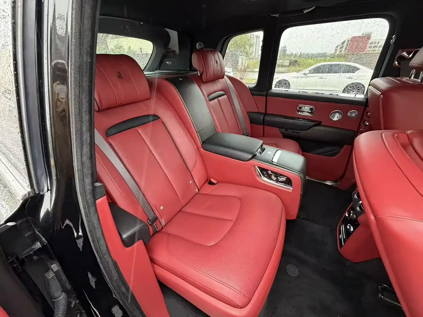 Rolls-Royce Cullinan 2019 2018 4-Seater Version