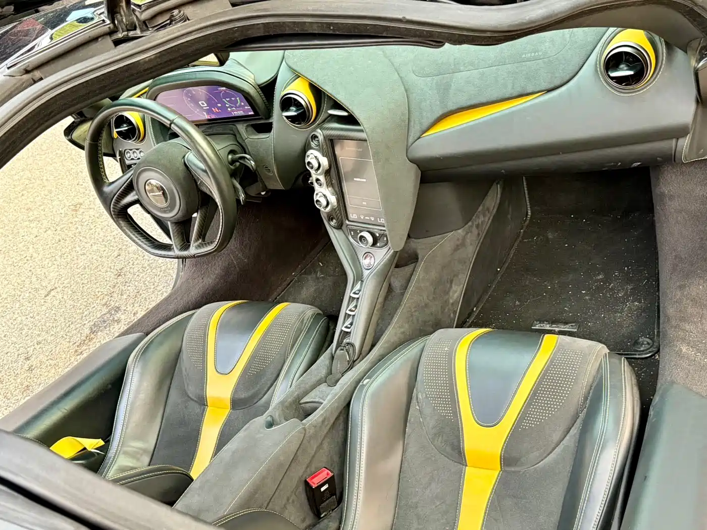 McLaren 720S 2019 4.0T Coupe фото 12