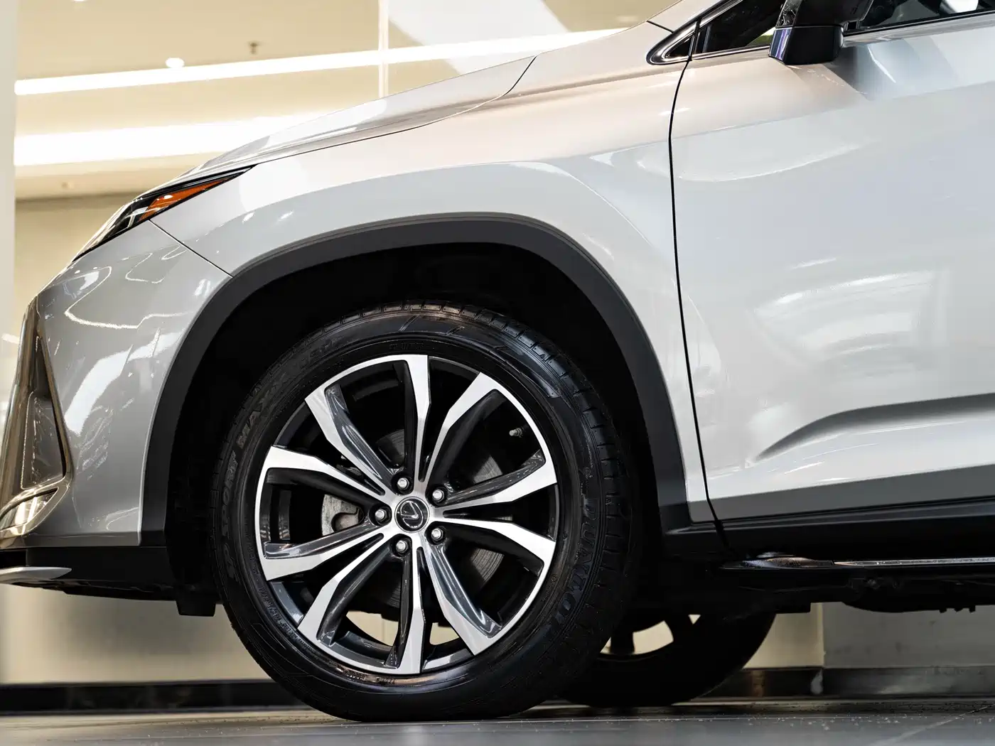 Lexus RX 2020 Facelift 300 AWD Elegance Edition фото 8
