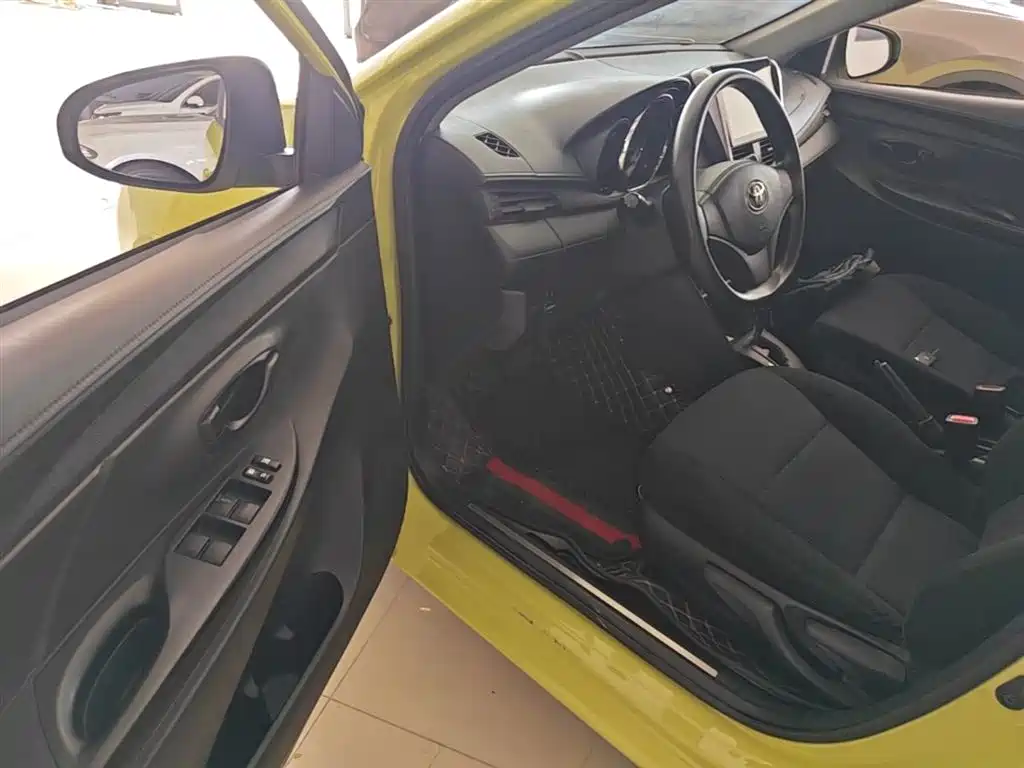 Toyota YARiS L Zhi Xuan 2016 Facelift 1.5E CVT Charming Edition фото 16
