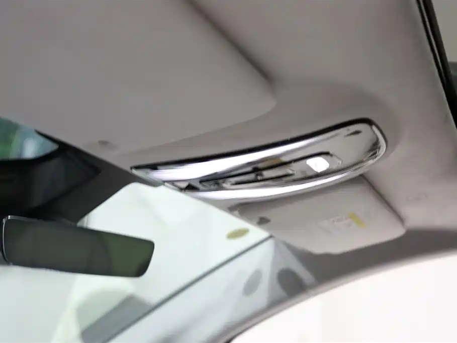 Voyah Auto Voyah Dreamer 2025 Model PHEV 4WD Premium QianKun Edition фото 12