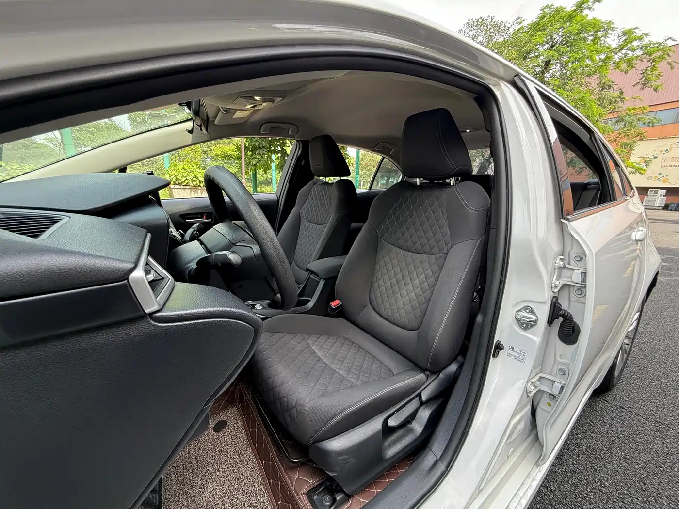 Toyota Allion 2022 2.0L Pioneer Edition фото 9