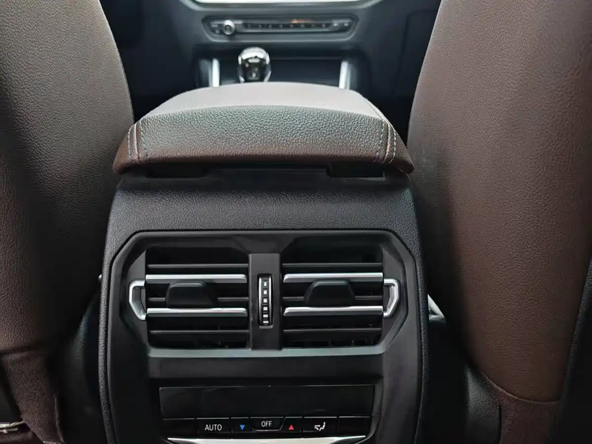 BMW 3 Series 2022 325i M Sport Package фото 16