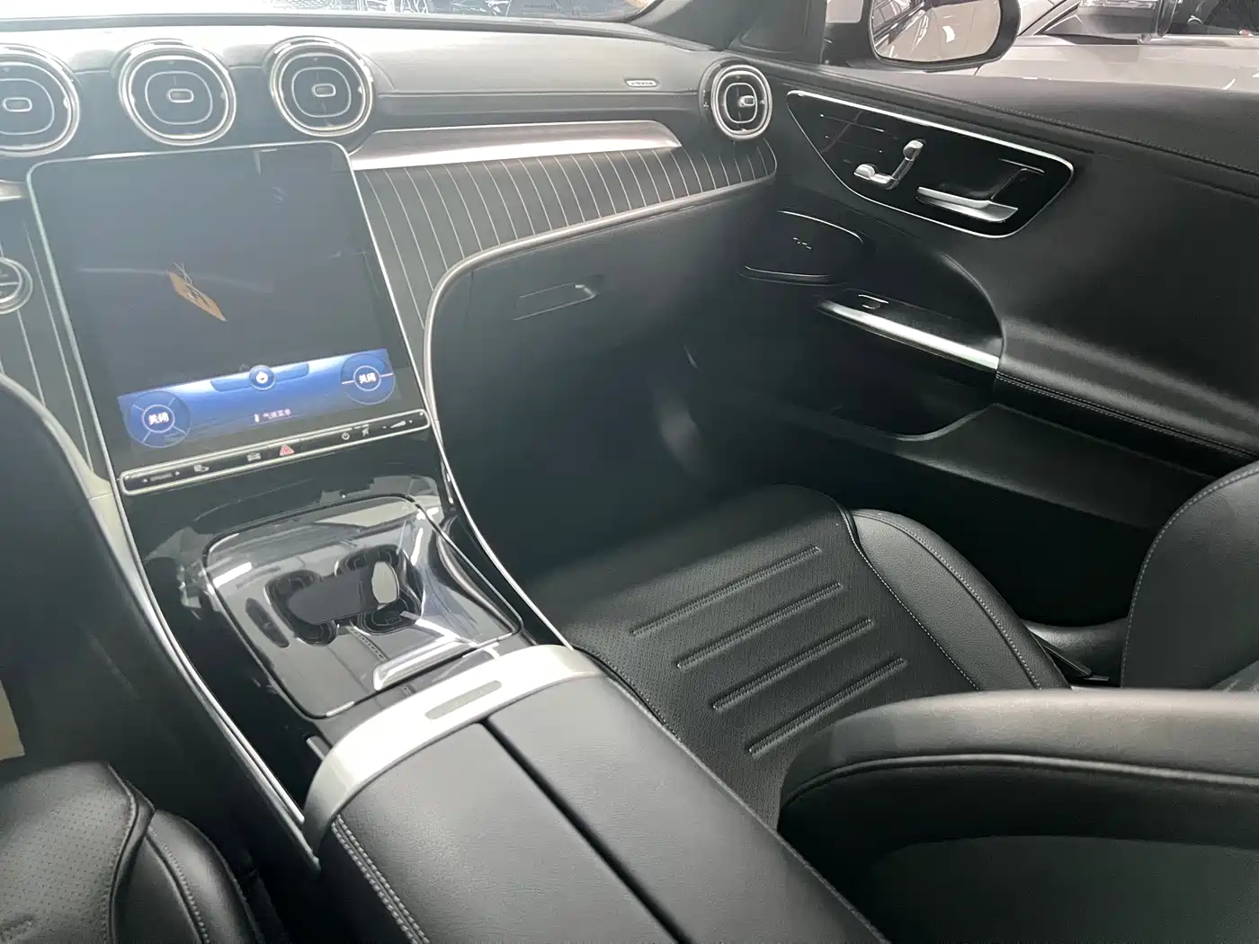 Mercedes-Benz C-Class 2022 C 260 L Sport Edition фото 9