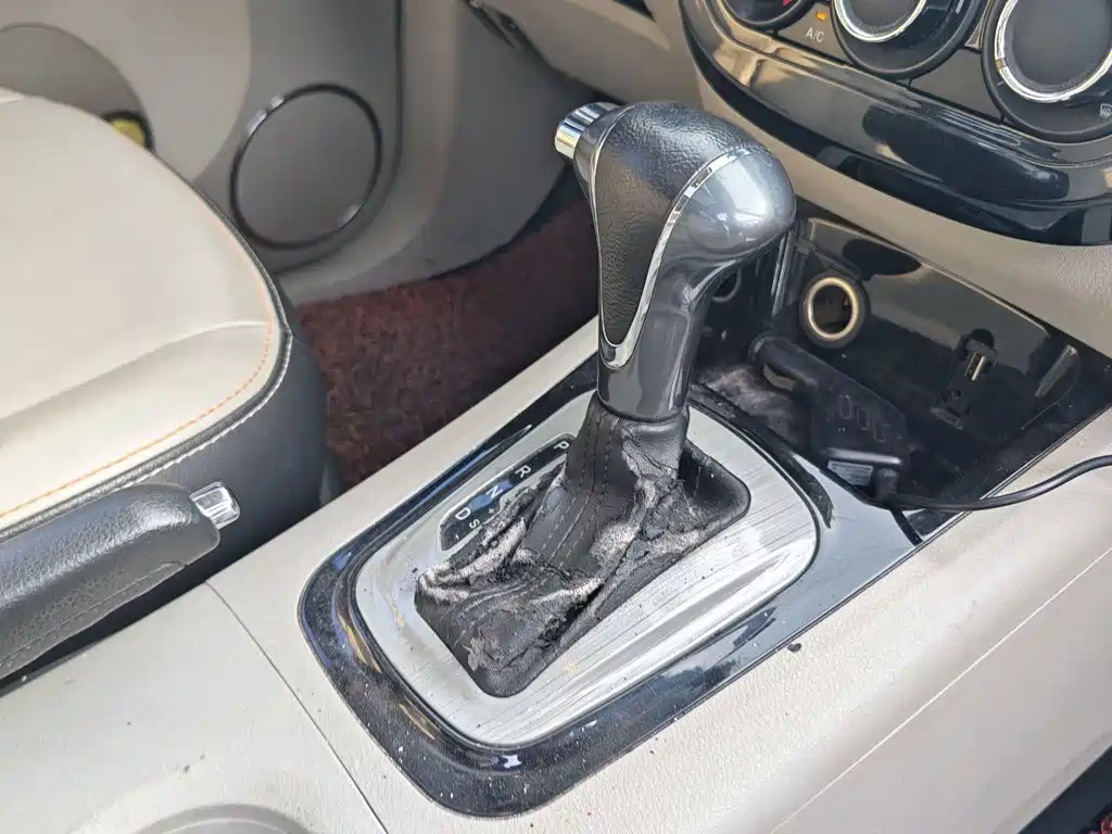 Dongfeng Fengxing Joyear XV 2015 2015 1.6L CVT Luxury