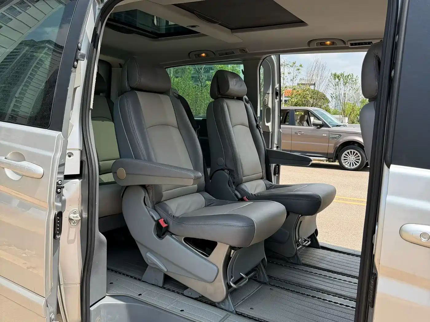 Mercedes-Benz Viano (Import) 2006 Viano 3.2L фото 13