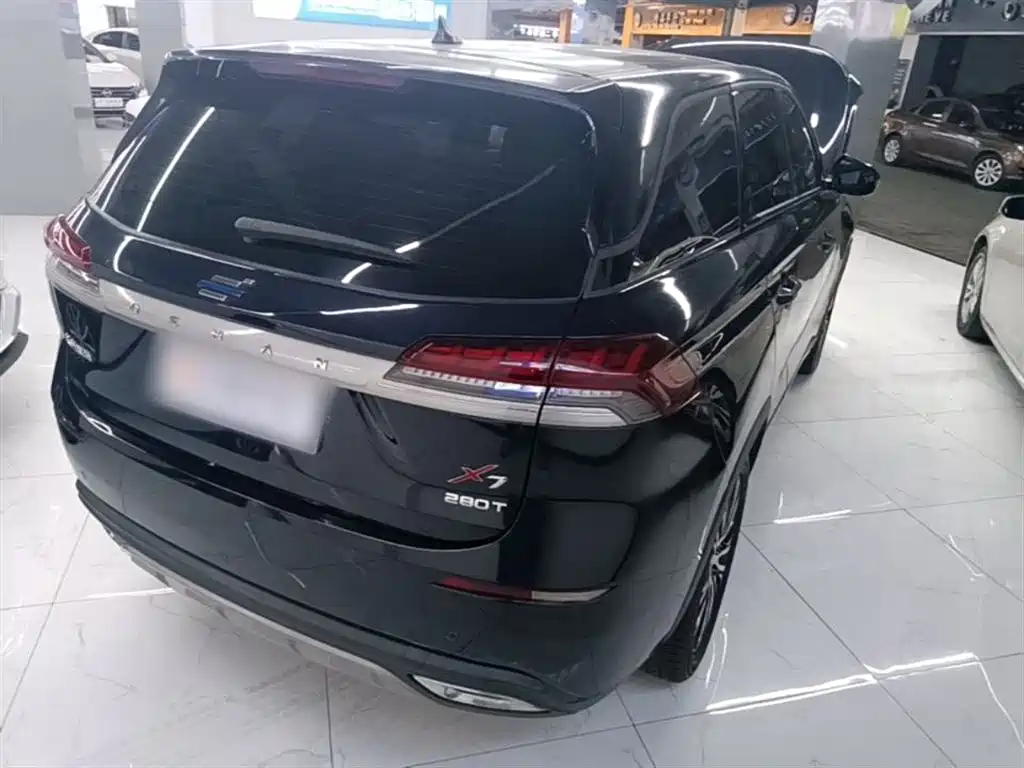 Changan Oshan X7 2021 2021 1.5T Automatic Luxury
