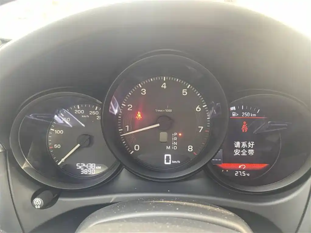 Porsche Macan 2022 Macan 2.0T фото 2